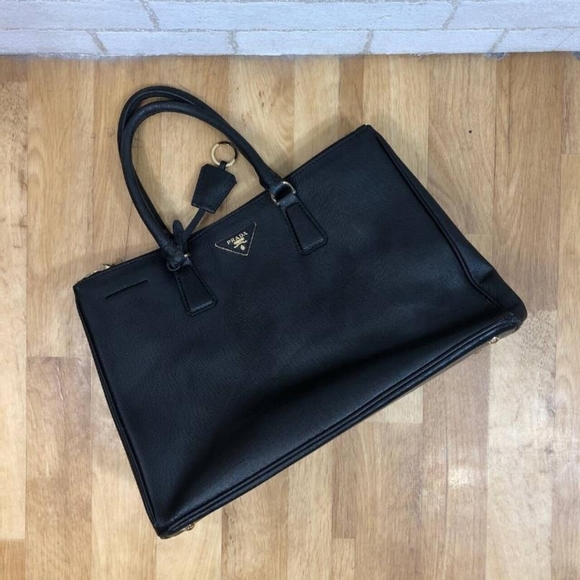 Large Prada Galleria Saffiano leather bag - Picture 1 of 10